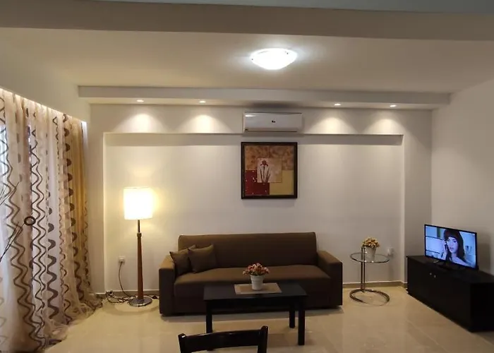 Diamond Deluxe Pool&bar