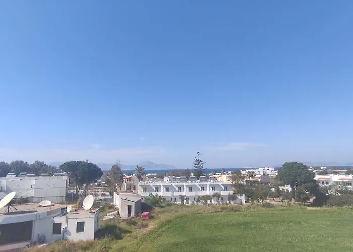 Diamond Deluxe Pool&bar