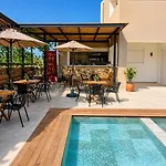 Apartment Diamond Deluxe Pool&bar