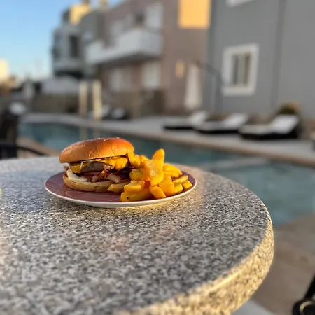 Diamond Deluxe Pool&bar Appartamento *