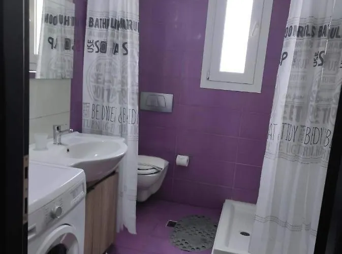 Diamond Deluxe Pool&bar Apartman Masztihári